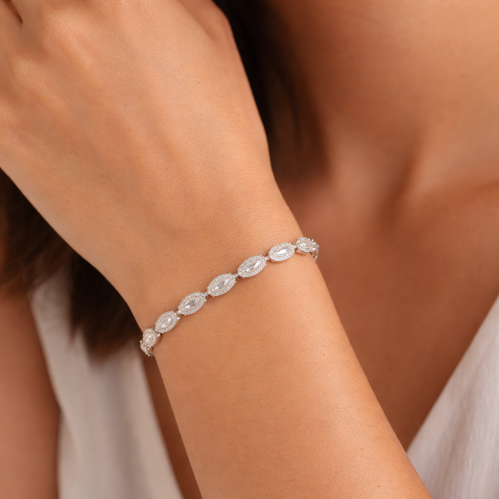 Serena Oval Link Bracelet